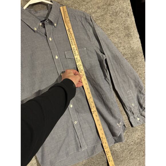 American Eagle Button Down Shirt Men Size Medium Pinstripe Preppy Academia 2010s - Picture 3 of 9